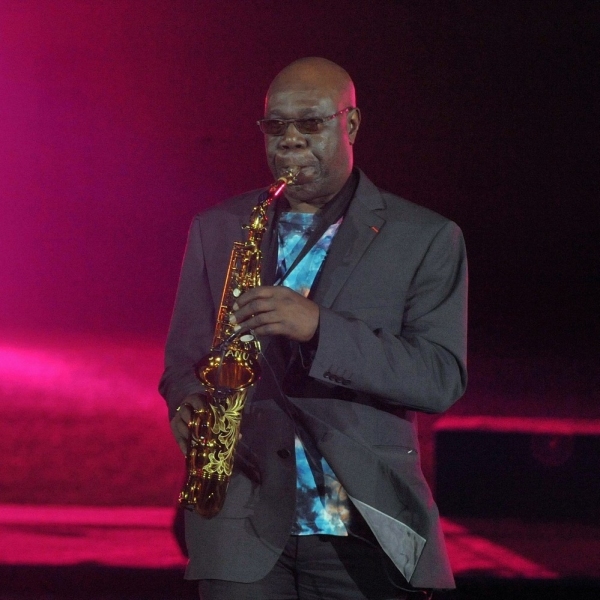 Manu Dibango Saxophoniste chanteur camerounais